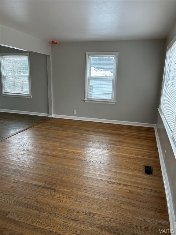 Homes for sale in Bellefontaine Nghbrs, MO | 10142 Newbold Dr, Bellefontaine Nghbrs, MO 63137 | MLS# MIS26005244