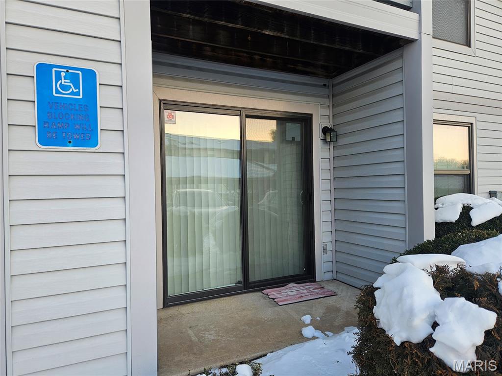 Homes for sale in St Peters, MO | 1625 Summergate Pkwy #G, St Peters, MO 63303 | MLS# MIS26005270