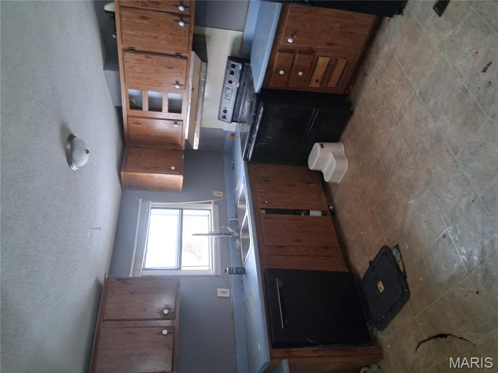 Homes for sale in High Ridge, MO | 4671 Chinkapin Ln, High Ridge, MO 63049 | MLS# MIS26005273