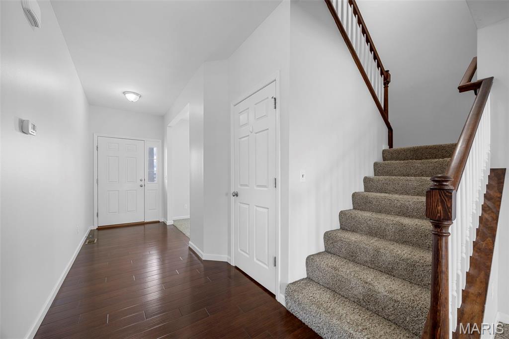 Homes for sale in O'fallon, MO | 1020 Ashfield Ln, O'fallon, MO 63366 | MLS# MIS26005283