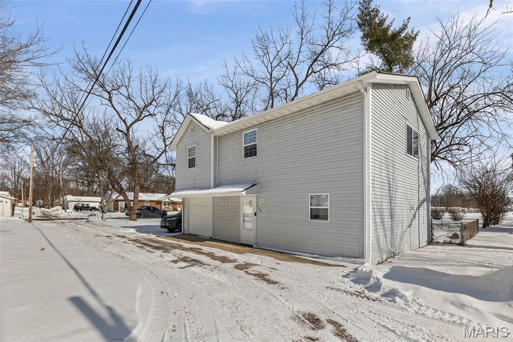 Homes for sale in Mascoutah, IL | 318 E Phillips St, Mascoutah, IL 62258 | MLS# MIS26005427