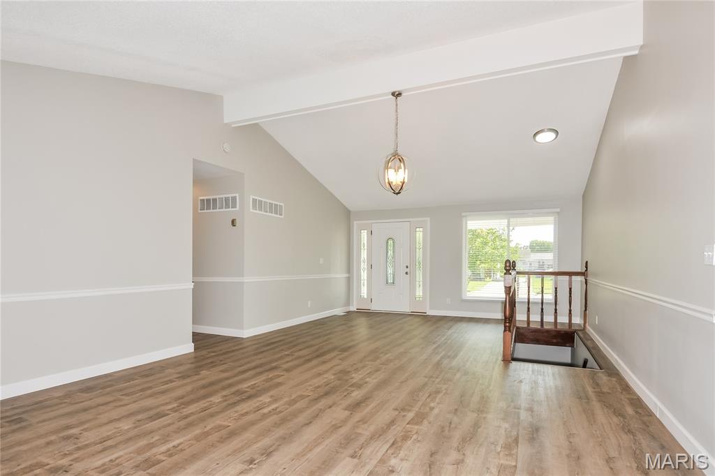 Homes for sale in Fenton, MO | 998 Tree Trails Ln, Fenton, MO 63026 | MLS# MIS26005433