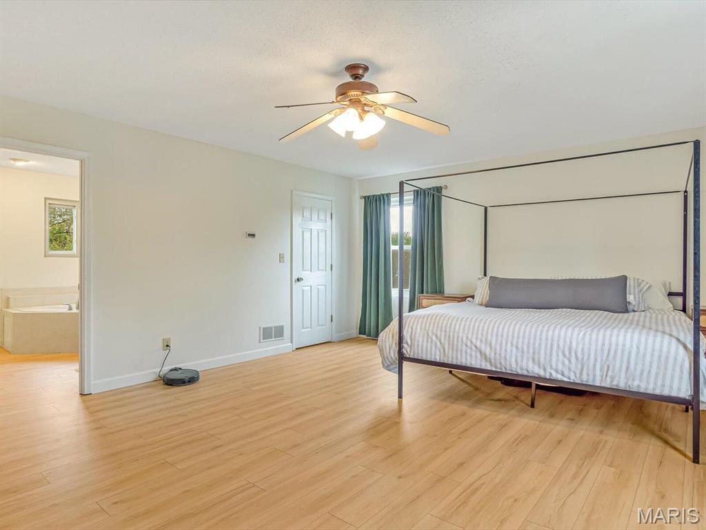 Homes for sale in Maryville, IL | 1005 Daniel Dr, Maryville, IL 62062 | MLS# MIS26005454