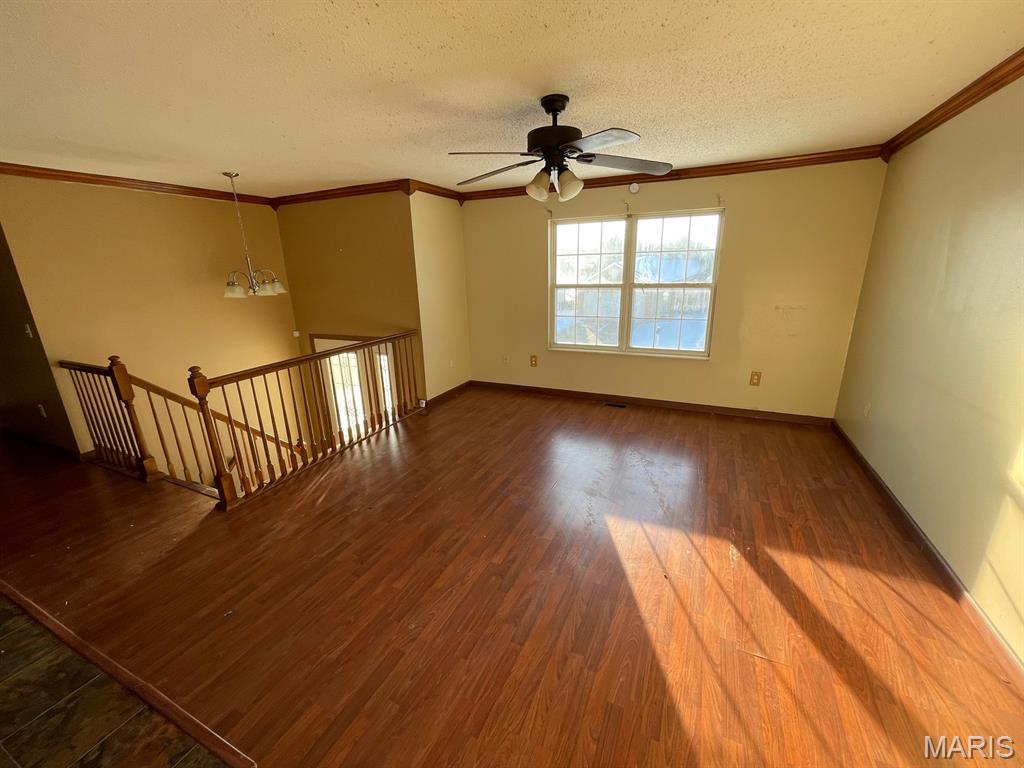 Homes for sale in Granite City, IL | 5129 Stacey Dr, Granite City, IL 62040 | MLS# MIS26005465