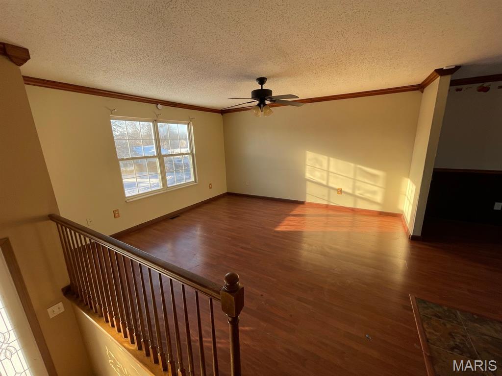 Homes for sale in Granite City, IL | 5129 Stacey Dr, Granite City, IL 62040 | MLS# MIS26005465