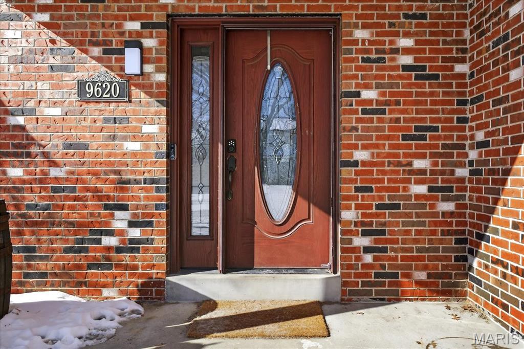 Homes for sale in Affton, MO | 9620 Chamblin Dr, Affton, MO 63123 | MLS# MIS26005498