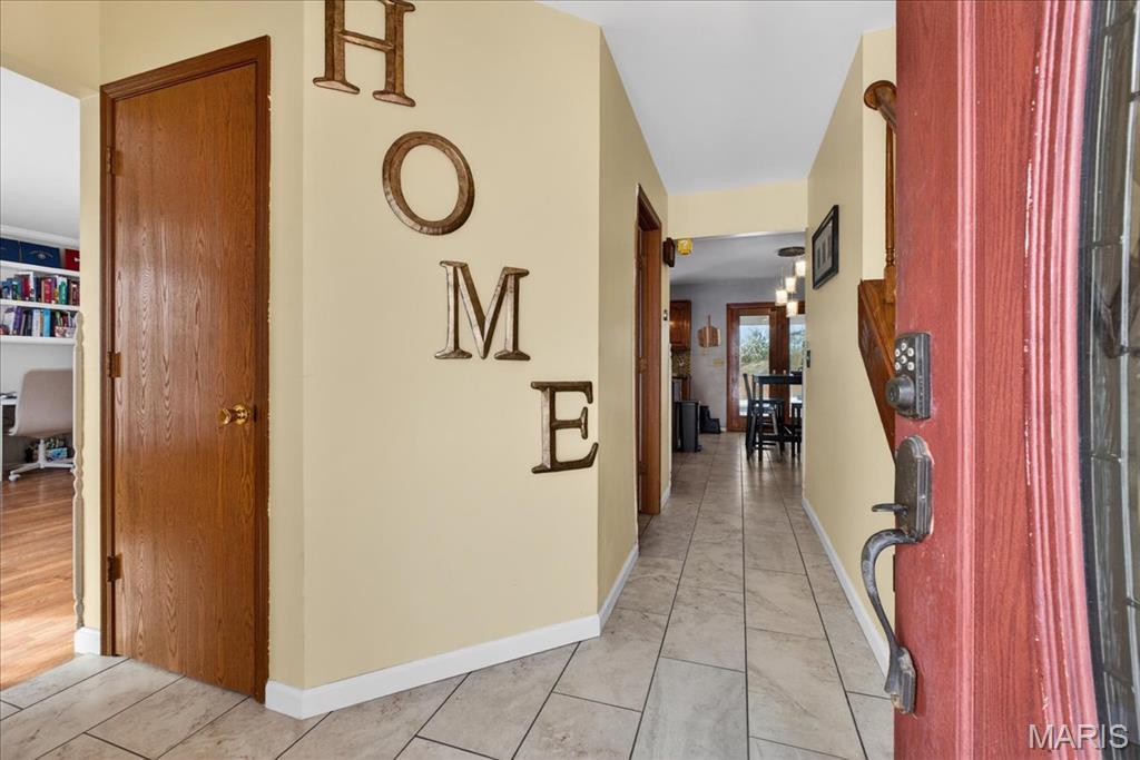 Homes for sale in Affton, MO | 9620 Chamblin Dr, Affton, MO 63123 | MLS# MIS26005498