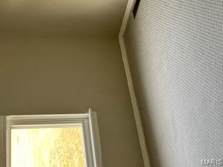 Homes for sale in Hazelwood, MO | 7546 Hazelcrest Dr, Hazelwood, MO 63042 | MLS# MIS26005647