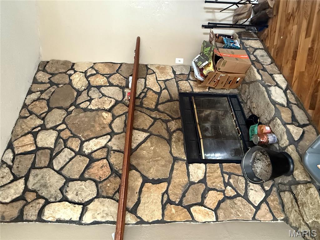 Homes for sale in Plato, MO | 13906 Elm Dr, Plato, MO 65552 | MLS# MIS26005875