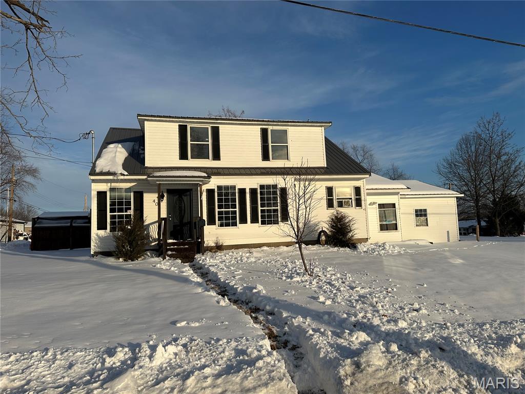 Homes for sale in Sparta, IL | 404 S S Vine St, Sparta, IL 62286 | MLS# MIS26005882