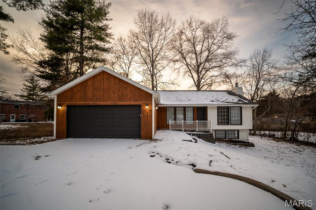 Homes for sale in Columbia, MO | 705 Old 63, Columbia, MO 65201 | MLS# MIS26006088