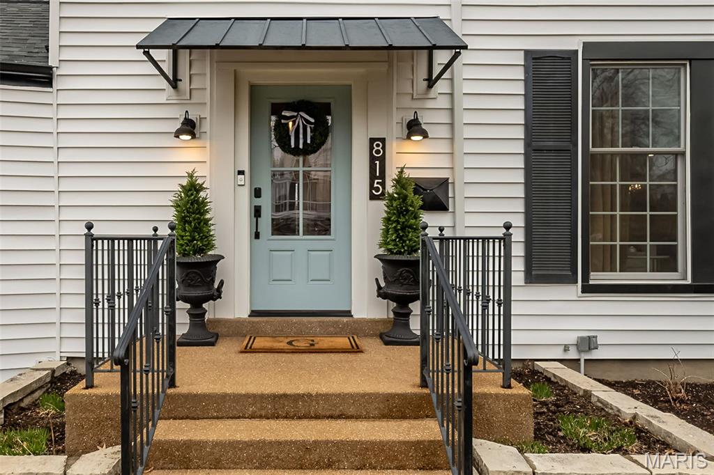 Homes for sale in Glendale, MO | 815 Brookside Dr, Glendale, MO 63122 | MLS# MIS26008437