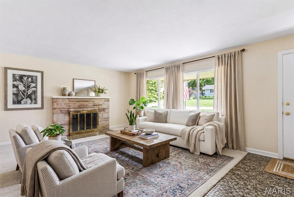 4th image of 12 Winslow Ln, Saint Louis, MO 63131 | MLS# MIS26008503