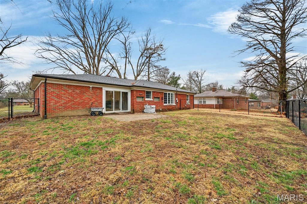 Homes for sale in Swansea, IL | 13 Meta Dr, Swansea, IL 62226 | MLS# MIS26009848