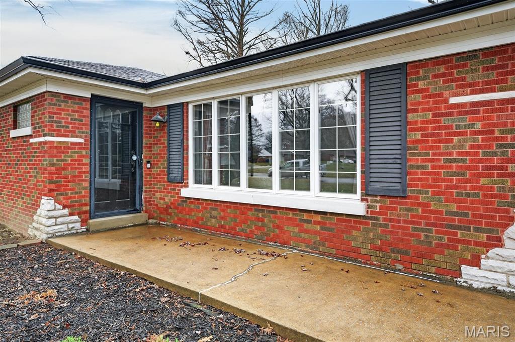 Homes for sale in Swansea, IL | 13 Meta Dr, Swansea, IL 62226 | MLS# MIS26009848