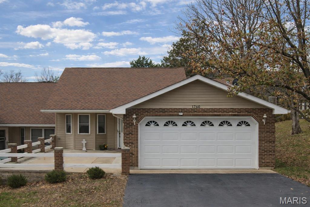 Homes for sale in Bonne Terre, MO | 1740 Napoleon Dr, Bonne Terre, MO 63628 | MLS# MIS26009854