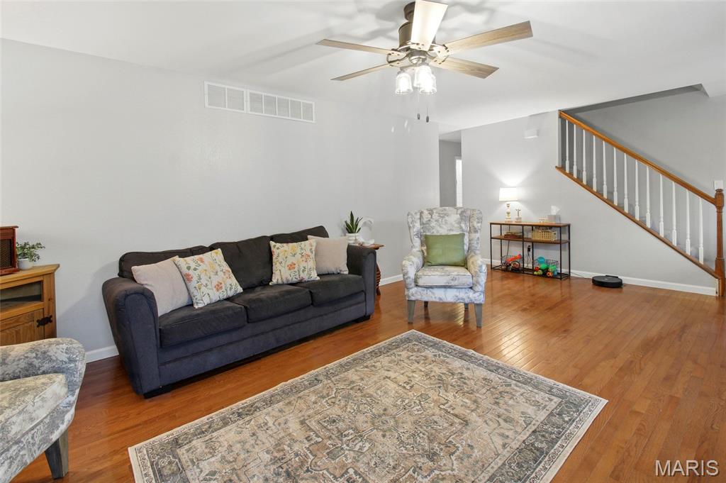 Homes for sale in Robertsville, MO | 5600 Jenny Ln, Robertsville, MO 63072 | MLS# MIS26010009