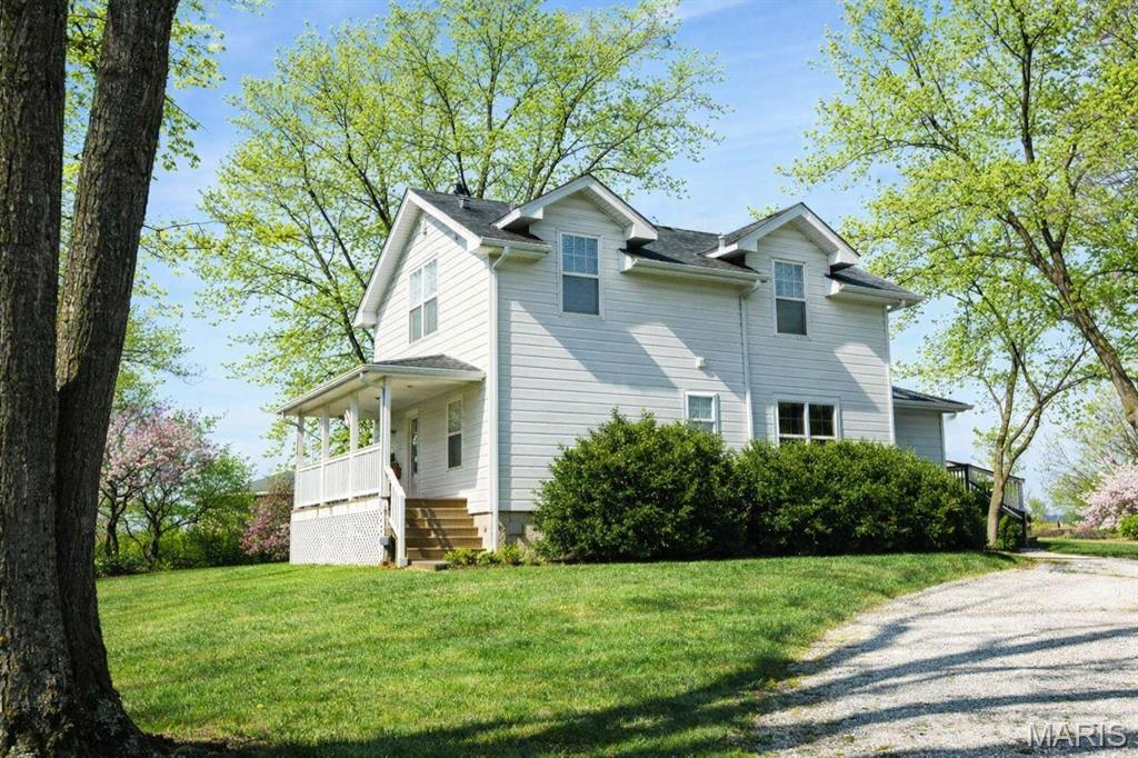3rd image of 397 Whispering Forest Ln, Pacific, MO 63069 | MLS# MIS26010832