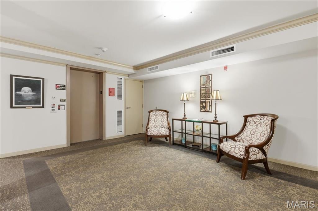 Homes for sale in Chesterfield, MO | 1512 Bedford Forge Ct #15, Chesterfield, MO 63017 | MLS# MIS26010932