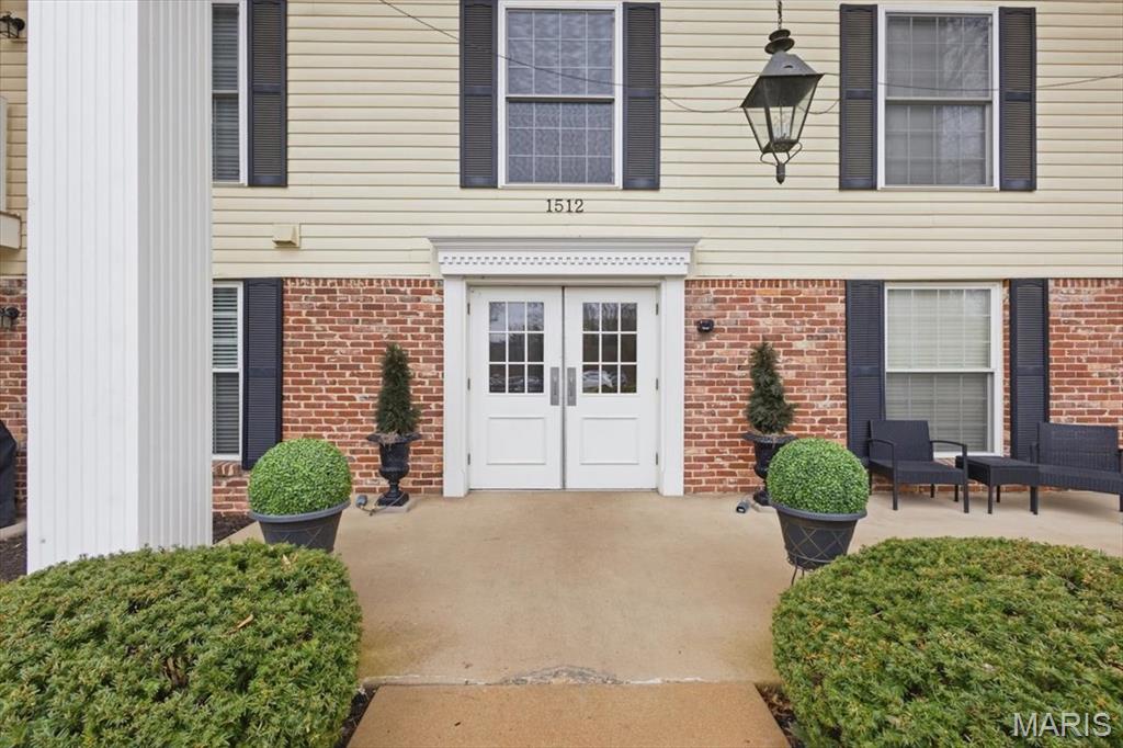 Homes for sale in Chesterfield, MO | 1512 Bedford Forge Ct #15, Chesterfield, MO 63017 | MLS# MIS26010932