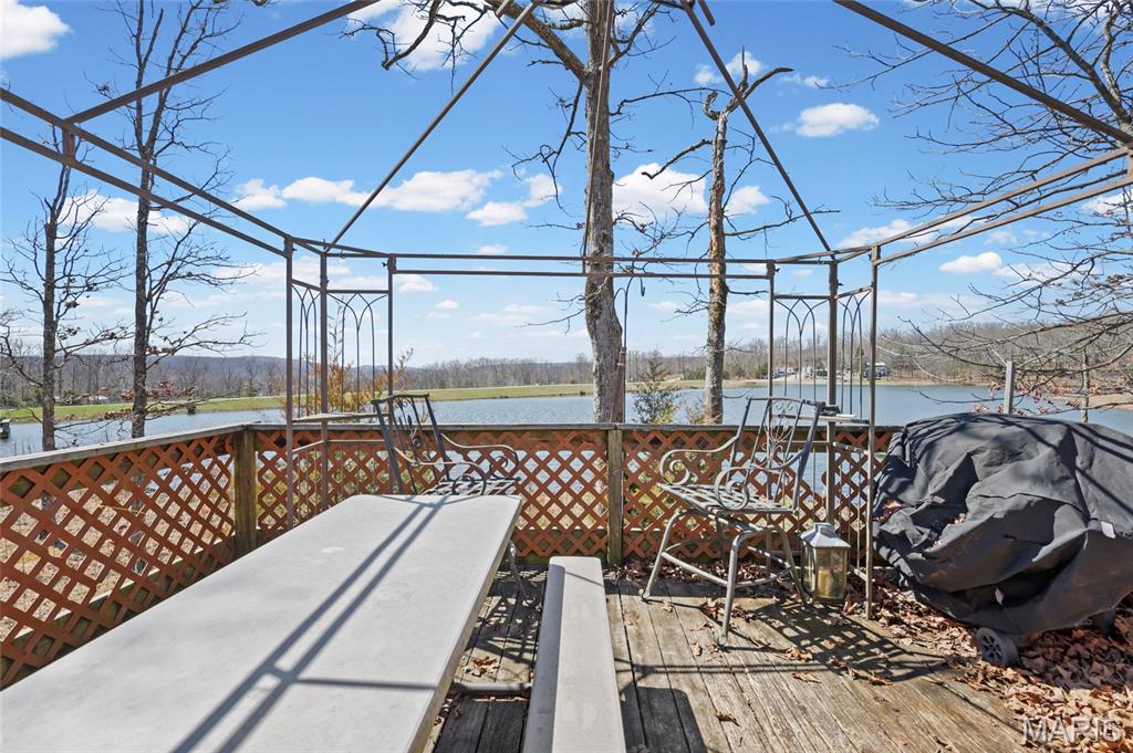 Homes for sale in Ironton, MO | 1532 E Buck Hollow Dr, Ironton, MO 63650 | MLS# MIS26011357