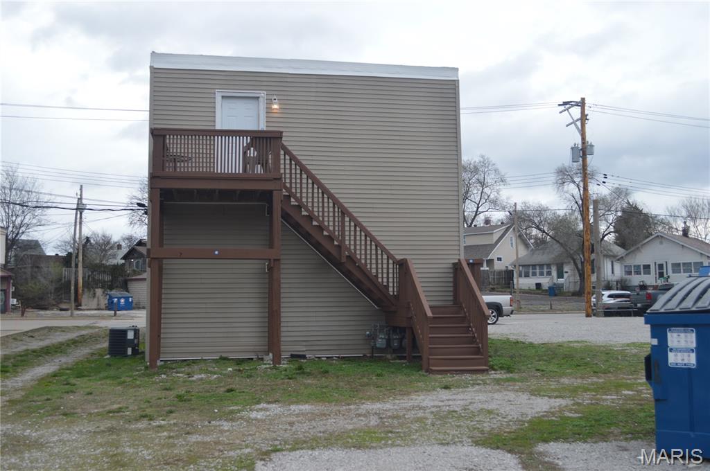 Homes for sale in East Alton, IL | 335 W Saint Louis Ave, East Alton, IL 62024 | MLS# MIS26011694