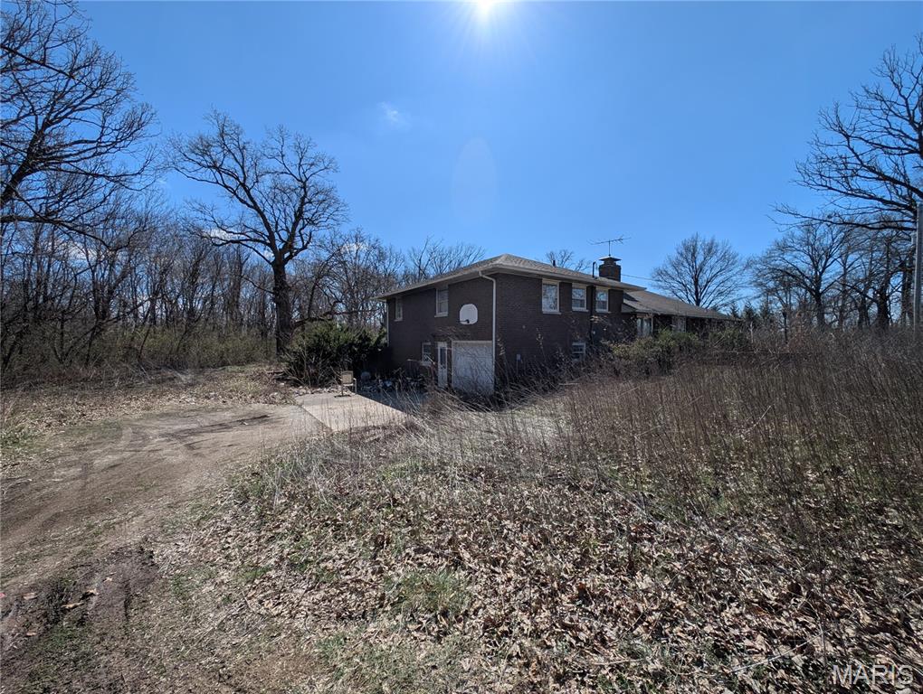 Homes for sale in Highland, IL | 11807 Us Hwy 40, Highland, IL 62249 | MLS# MIS26011708