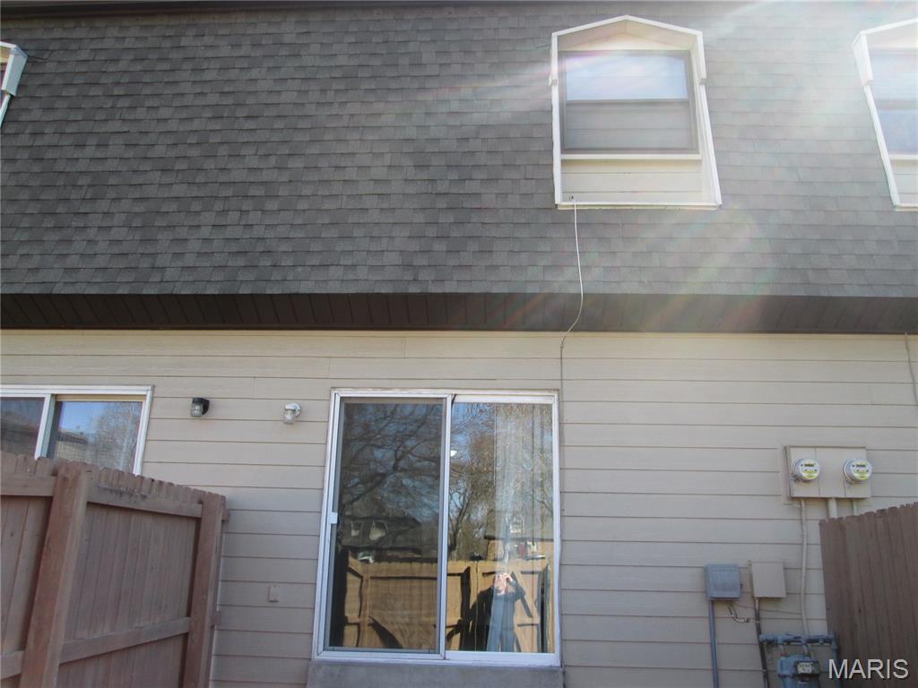 Homes for sale in Ballwin, MO | 1210 Wicklow Rd #L, Ballwin, MO 63021 | MLS# MIS26011736