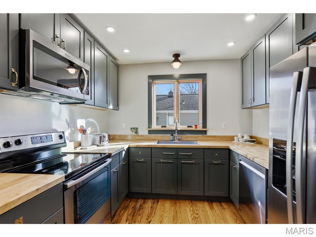 Homes for sale in Rock Hill, MO | 1057 Rockman Pl, Rock Hill, MO 63119 | MLS# MIS26011813