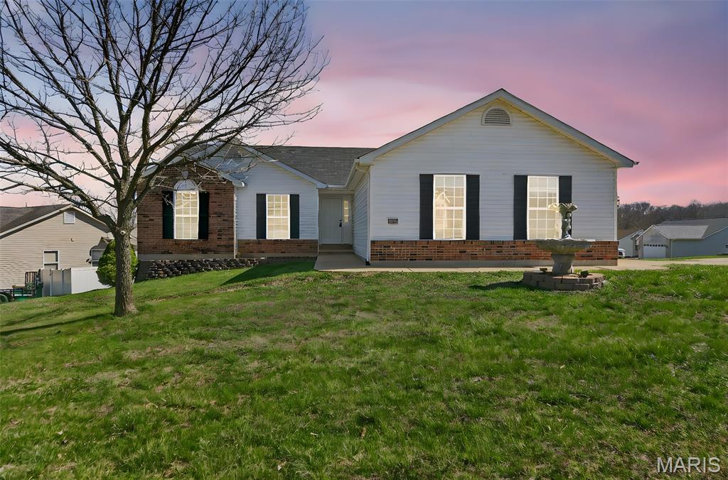 Homes for sale in Pevely, MO | 822 Mclivaine Ct, Pevely, MO 63070 | MLS# MIS26011919