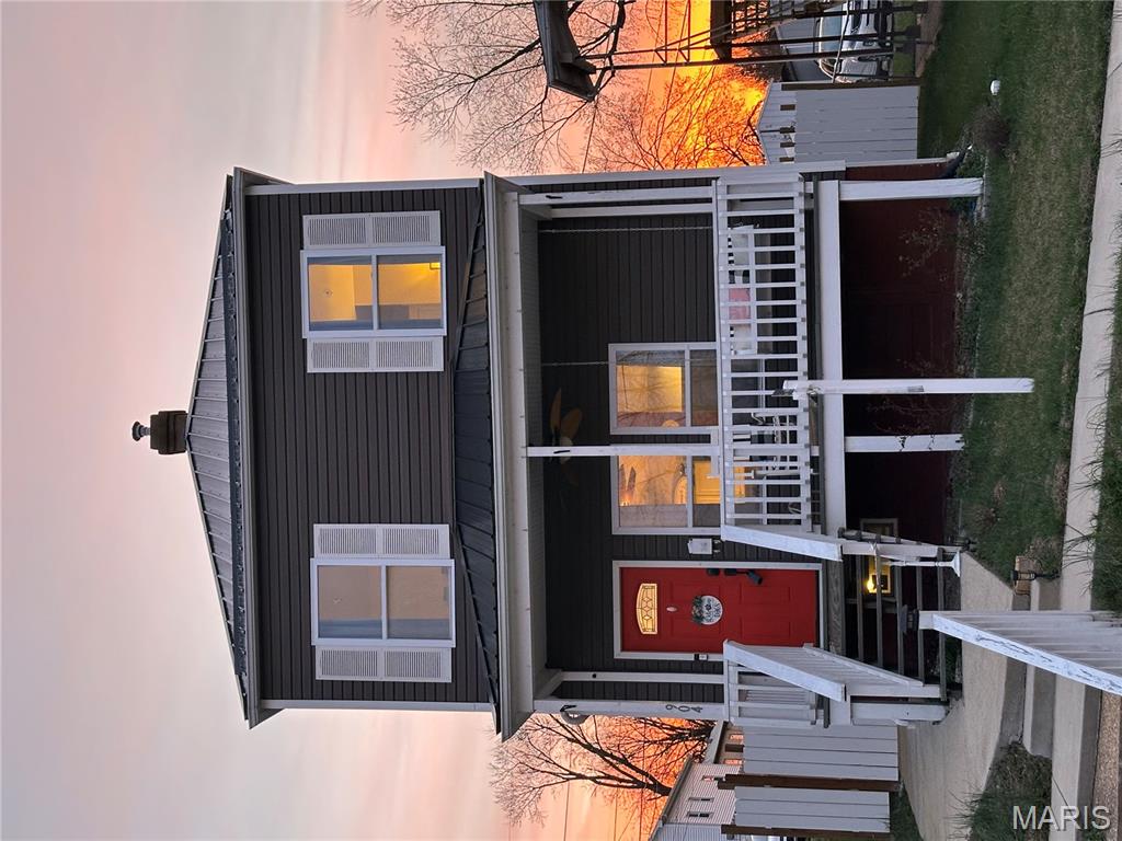 Homes for sale in De Soto, MO | 904 N 2nd St, De Soto, MO 63020 | MLS# MIS26012028