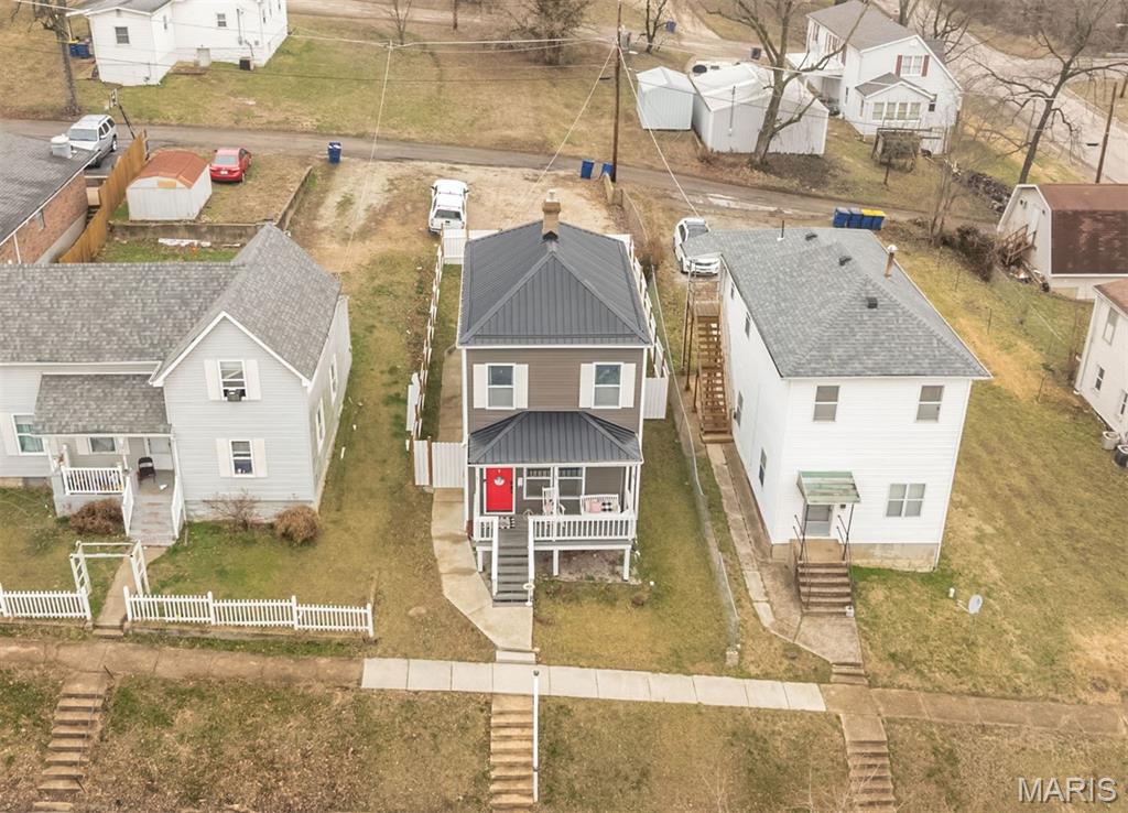 Homes for sale in De Soto, MO | 904 N 2nd St, De Soto, MO 63020 | MLS# MIS26012028