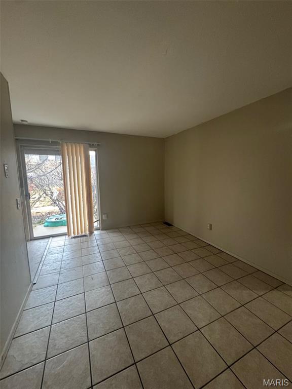 Homes for sale in Florissant, MO | 6655 Blossomwood Dr, Florissant, MO 63033 | MLS# MIS26012587