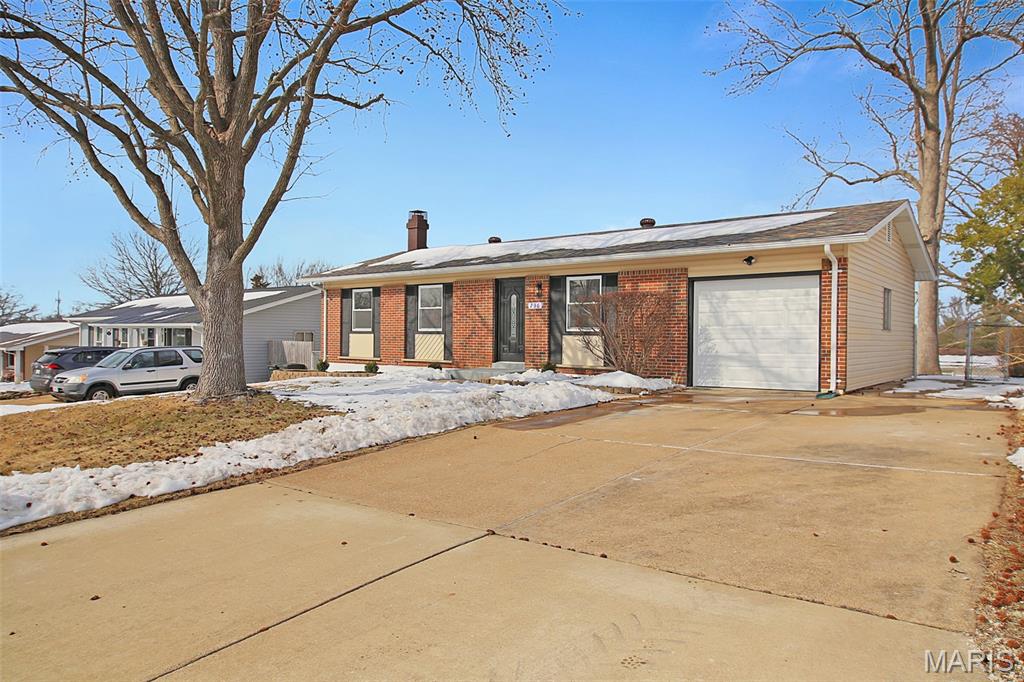 Homes for sale in Mehlville, MO | 236 Tapestry Dr, Mehlville, MO 63129 | MLS# MIS26012615