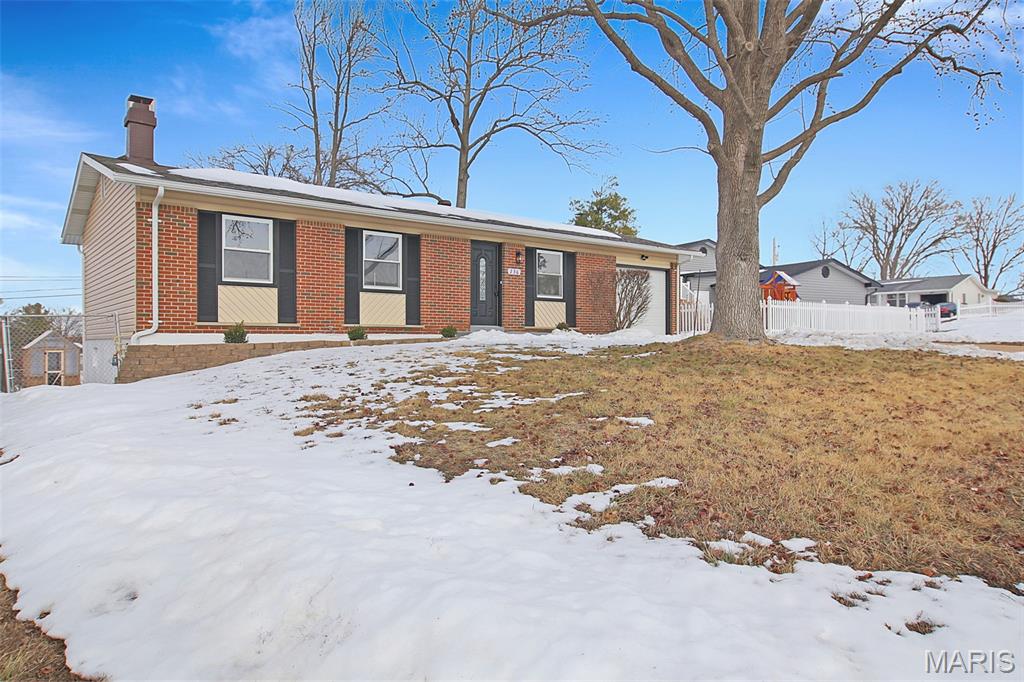 Homes for sale in Mehlville, MO | 236 Tapestry Dr, Mehlville, MO 63129 | MLS# MIS26012615