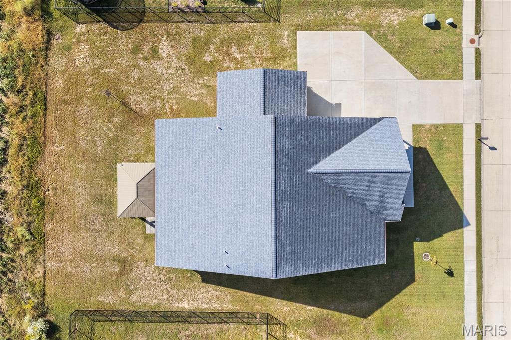 Homes for sale in Freeburg, IL | 420 Foxtail Dr, Freeburg, IL 62243 | MLS# MIS26012617