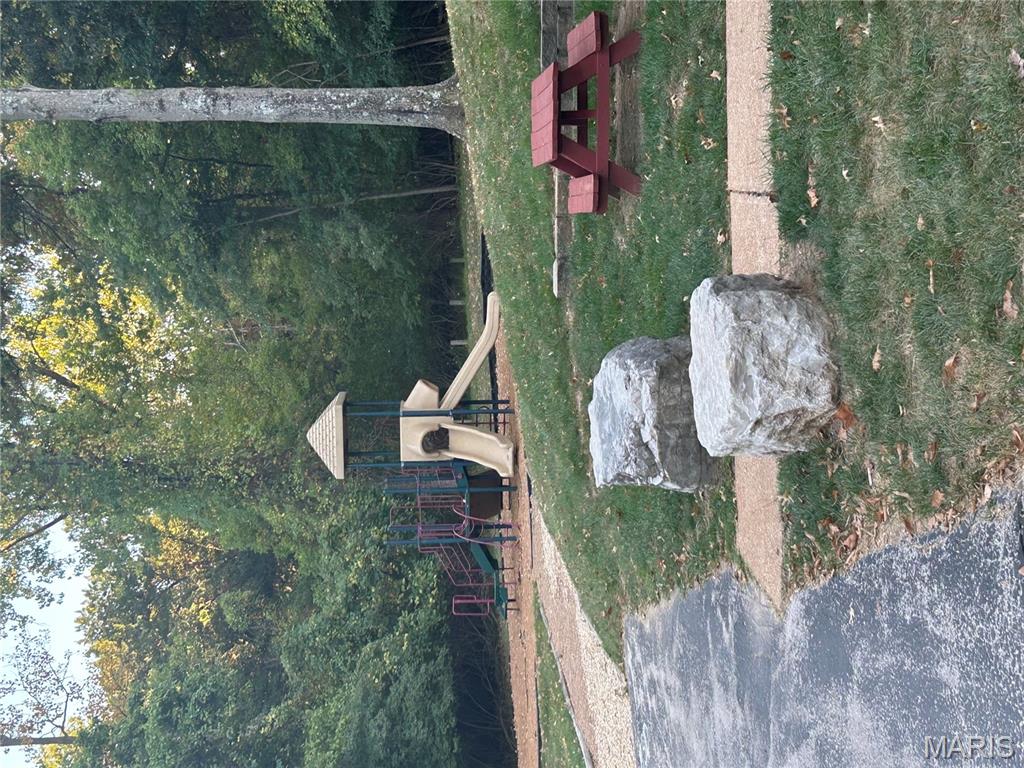 Homes for sale in Ballwin, MO | 221 Braeshire Dr #A, Ballwin, MO 63021 | MLS# MIS26012622