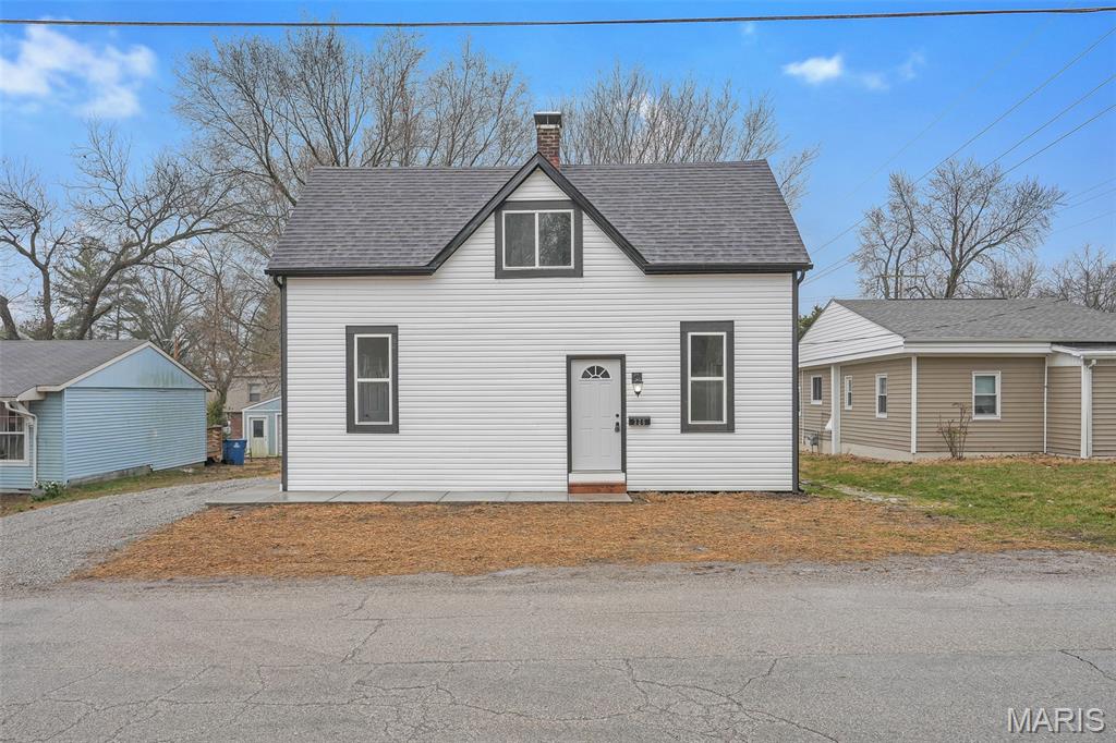 Homes for sale in Swansea, IL | 326 Gilbert St, Swansea, IL 62226 | MLS# MIS26012697