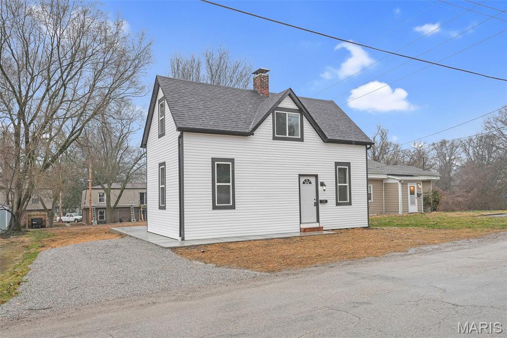 Homes for sale in Swansea, IL | 326 Gilbert St, Swansea, IL 62226 | MLS# MIS26012697