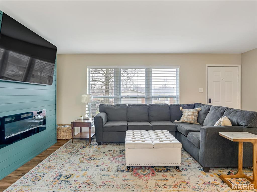 Homes for sale in Fairview Heights, IL | 10 Meckfessel Dr, Fairview Heights, IL 62208 | MLS# MIS26012924