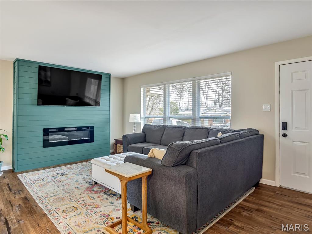 Homes for sale in Fairview Heights, IL | 10 Meckfessel Dr, Fairview Heights, IL 62208 | MLS# MIS26012924