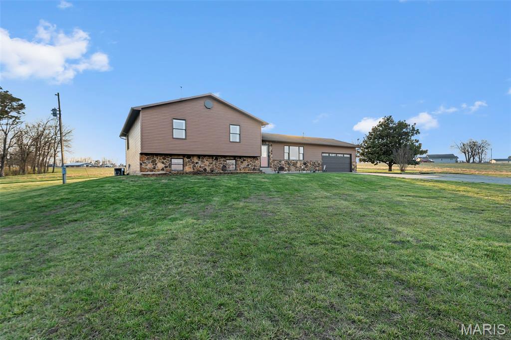 3rd image of 2049 Madison 208, Fredericktown, MO 63645 | MLS# MIS26013121