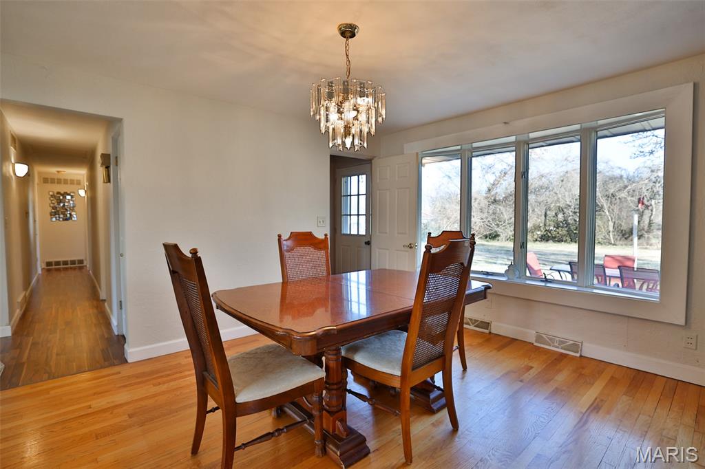 Homes for sale in Cottage Hills, IL | 21 Midway Ave, Cottage Hills, IL 62018 | MLS# MIS26013185