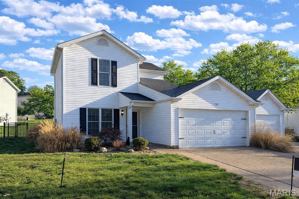 Homes for sale in Wentzville, MO | 709 College Park Dr, Wentzville, MO 63385 | MLS# MIS26013386