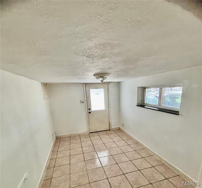 Homes for sale in Overland, MO | 1947 Spencer Ave, Overland, MO 63114 | MLS# MIS26013466