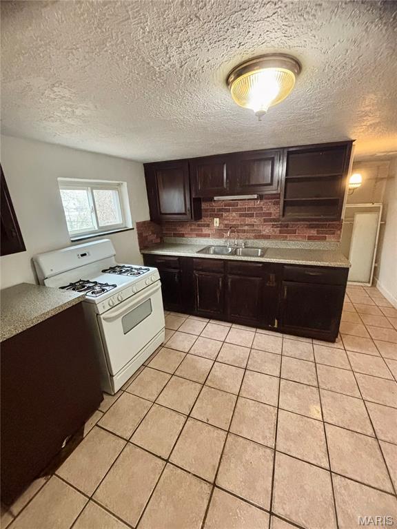 Homes for sale in Overland, MO | 1947 Spencer Ave, Overland, MO 63114 | MLS# MIS26013466