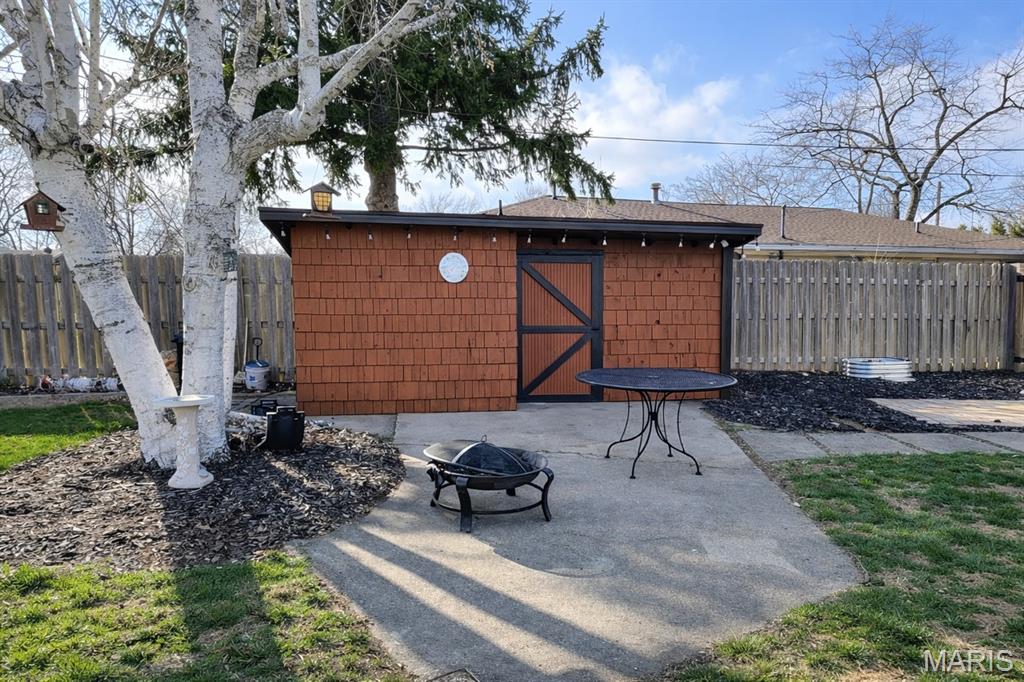 Homes for sale in Taylorville, IL | 818 Kenton Blvd, Taylorville, IL 62568 | MLS# MIS26013827