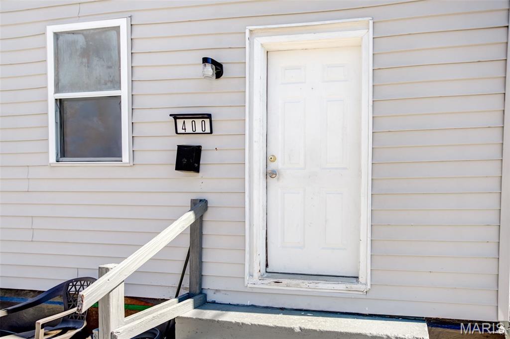 Homes for sale in Belleville, IL | 402 N 1St St #400/402, Belleville, IL 62220 | MLS# MIS26014033