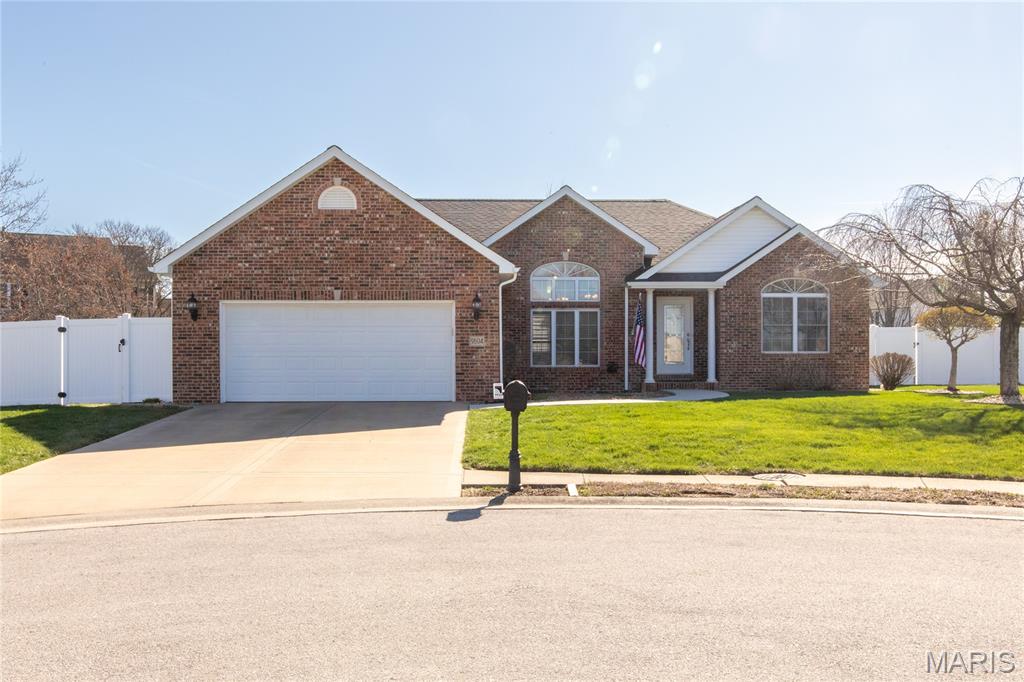 Homes for sale in Mascoutah, IL | 9604 Winchester St, Mascoutah, IL 62258 | MLS# MIS26014068