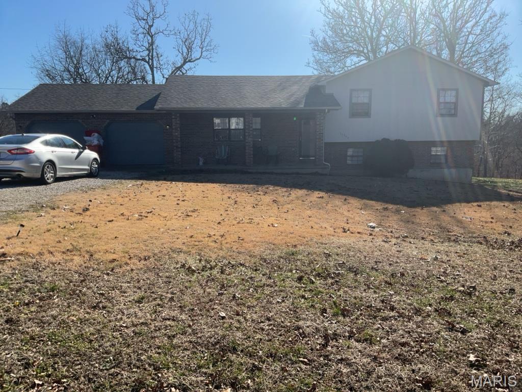 Homes for sale in Dixon, MO | 14040 Howard Ln, Dixon, MO 65459 | MLS# MIS26014259